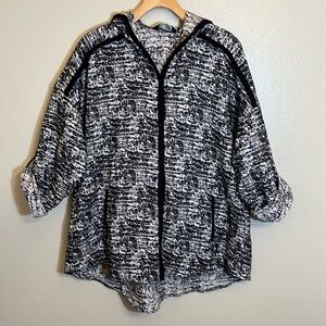 Zoa New York Black White Hooded Button Jacket